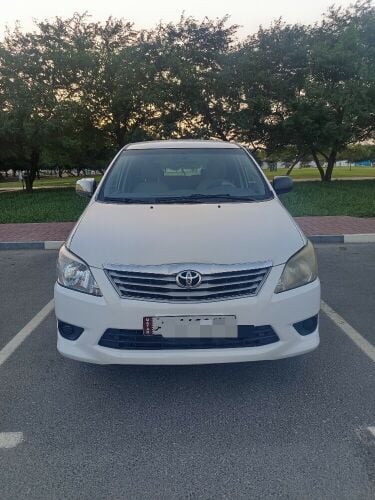 TOYOTA INNOVA 2014