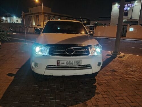 Toyota fortuner 2011