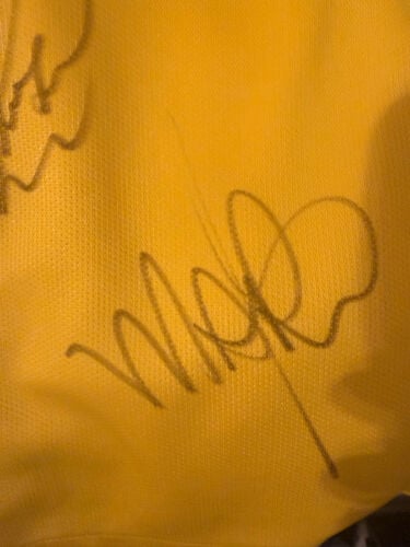 Brazil Shirt Signed by PSG Players