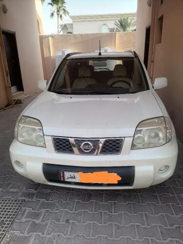 نيسان  اكس تريل موديل 2008