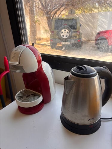 Dolce Gusto coffee machine+ kettle