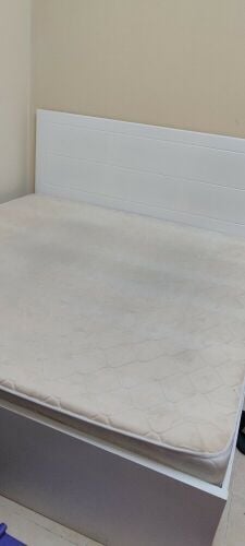 king size bed and mattress