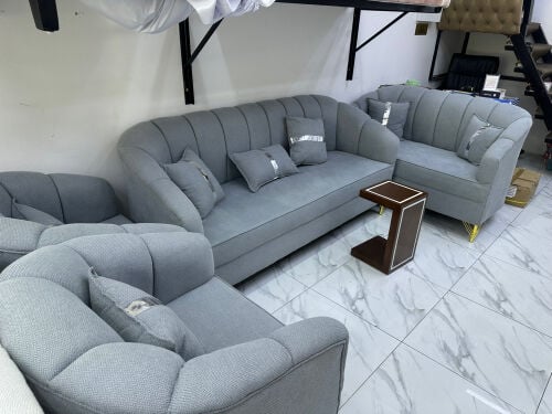 FOR SALE READYMADE SOFA 