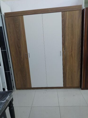 4 door cupboard