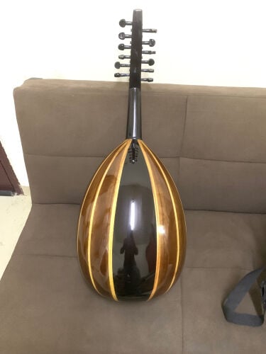 عود مصري صوت جميل وواضح 