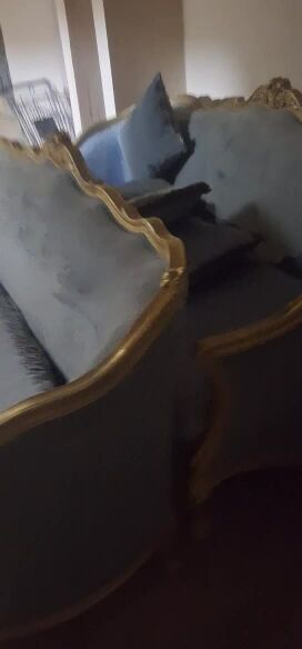 كنب جلوس