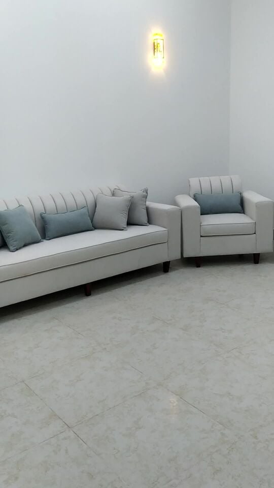 FOR SALE READYMADE SOFA