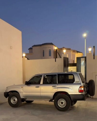 للبيع