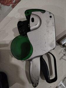 Price labeling gun and date