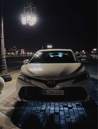 toyta Camry 19