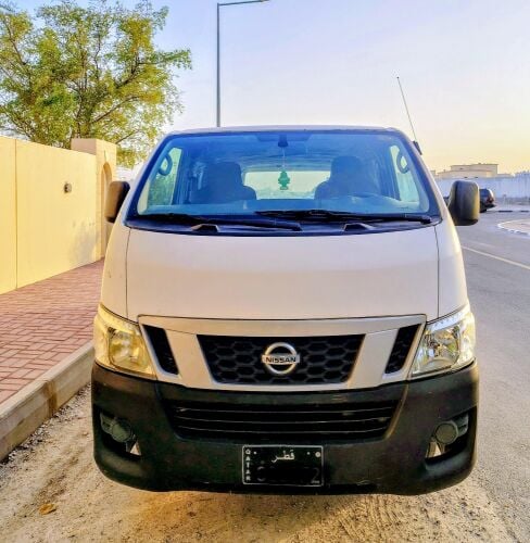NISSAN URVAN