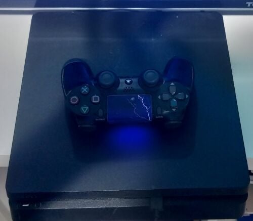 play station 4