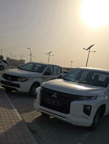 2 car Mitsubishi L200
