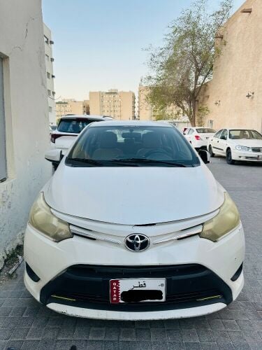 Toyota yaris 2015