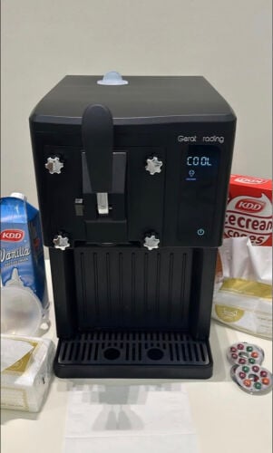 Icecream machine 