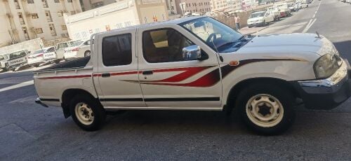Nissan pickup