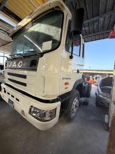 For sale: JAC truck, 2012 model