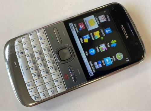 NOKIA E5=00