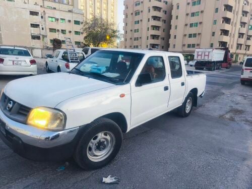 Nissan pickup