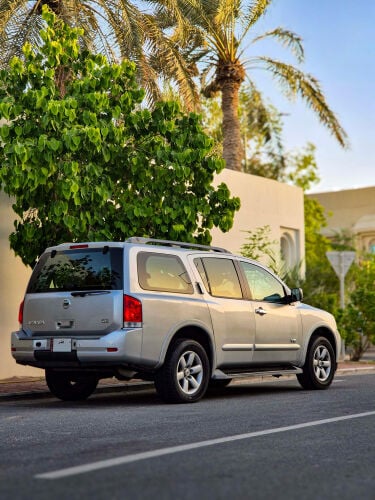 Nissan Armada 2011 