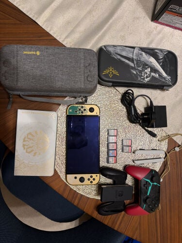 Nintendo switch oled Zelda edition 