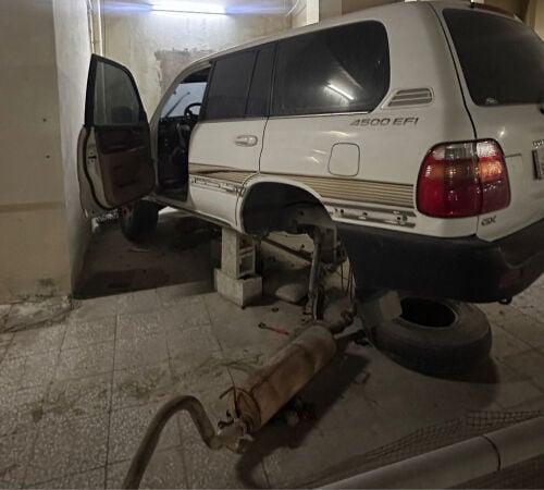 للبيع