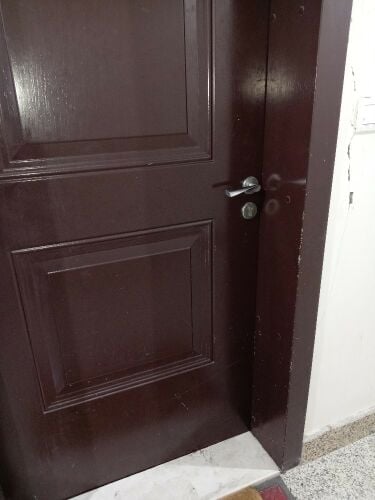 نجار أبواب واقفال. تواصل واتساب