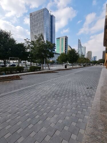 للايجار محل طابق أرضى من المالك