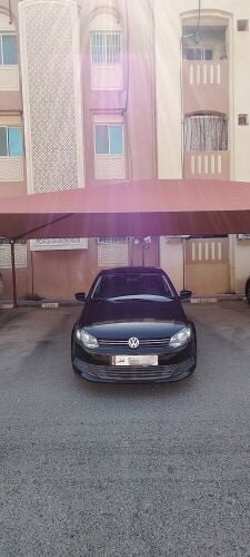 VOLKSWAGEN POLO 2015