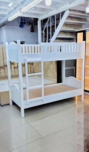 Kids bunk bed