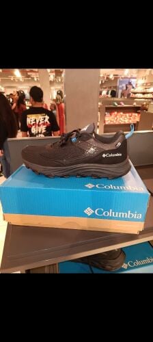 Genuine colombia shoes 100/100