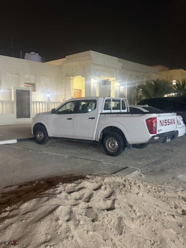 نيسان نافارا