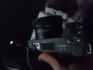Sony Zve10 mark Ii with kit lens