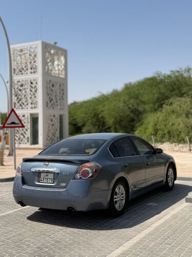 Nissan Altima 2012