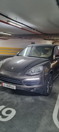 Urgent Sale Cayenne S 2014