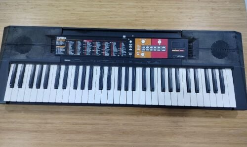 electronic keyboard