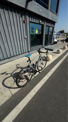 Trek Domane 56cm Road bike