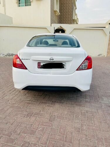 Nissan sunny 2019