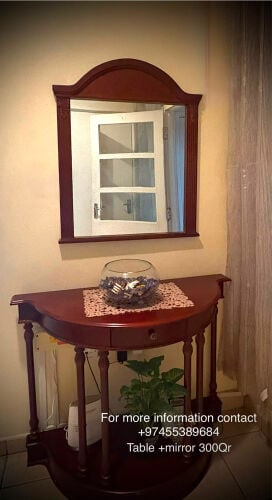 entrance console with mirror 