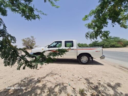 Nissan pickup