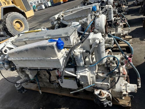 Marine engine with gear diesel 