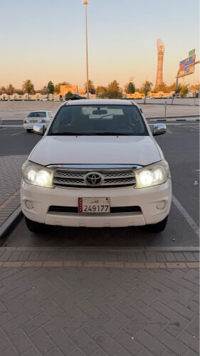 Toyota Fortuner SR5
