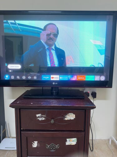 LG 42” TV for Sale