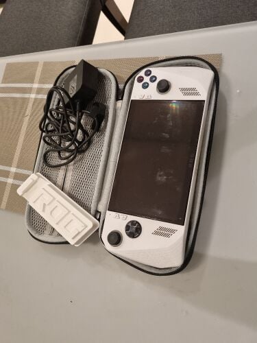 Rog Ally Z1 Extreme
