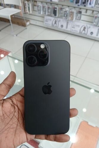 16 Pro Max 256 GB