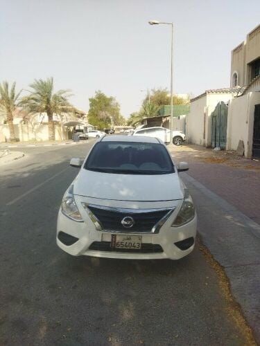 Nissan sunny 2015