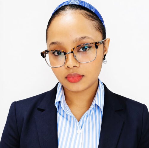 Receptionist, Secretary, …..