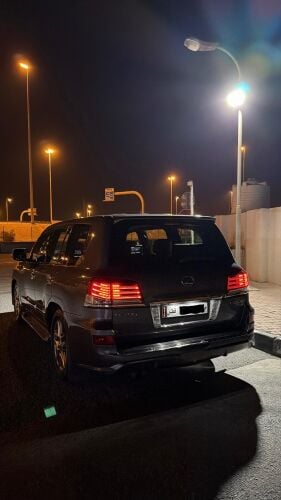 Lexus lx570s