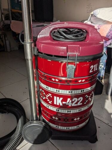 ikon Vacuum cleaner nwe. 2200w