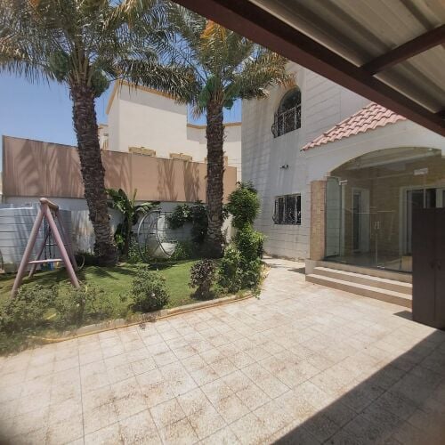 For rent villa in AlMashaf